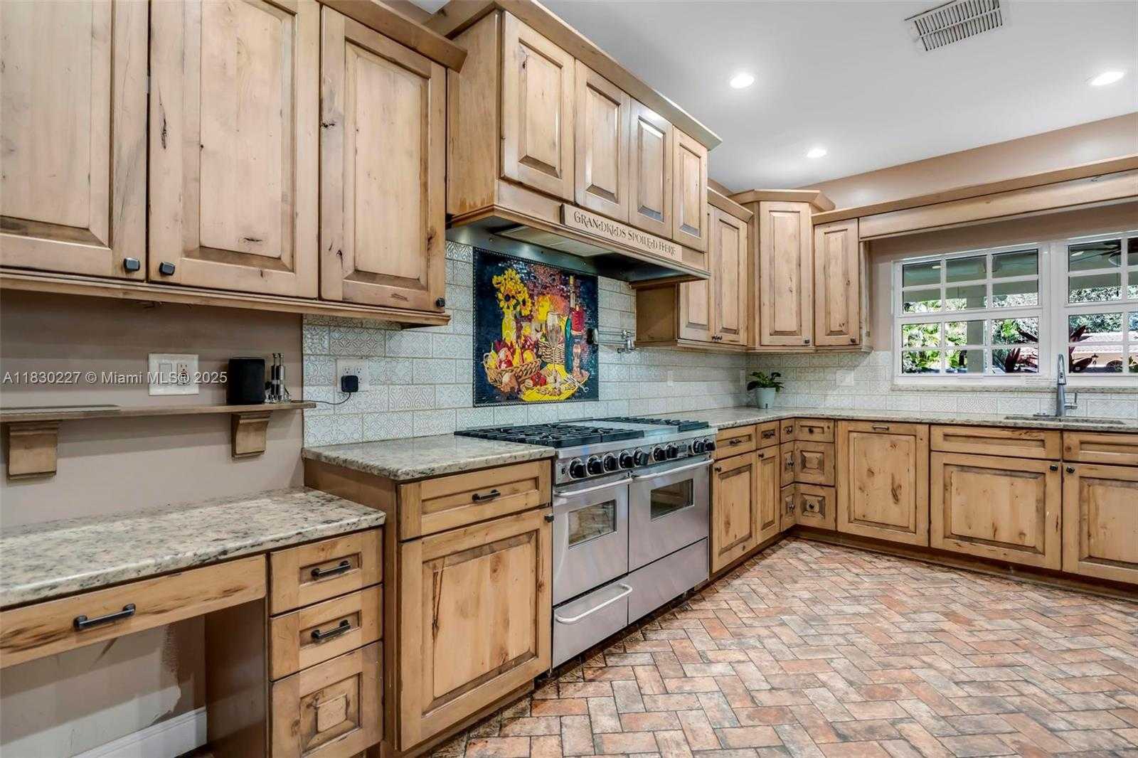 Small Image of 2221 SOUTH WEST 28TH WAY, Fort Lauderdale Number 18