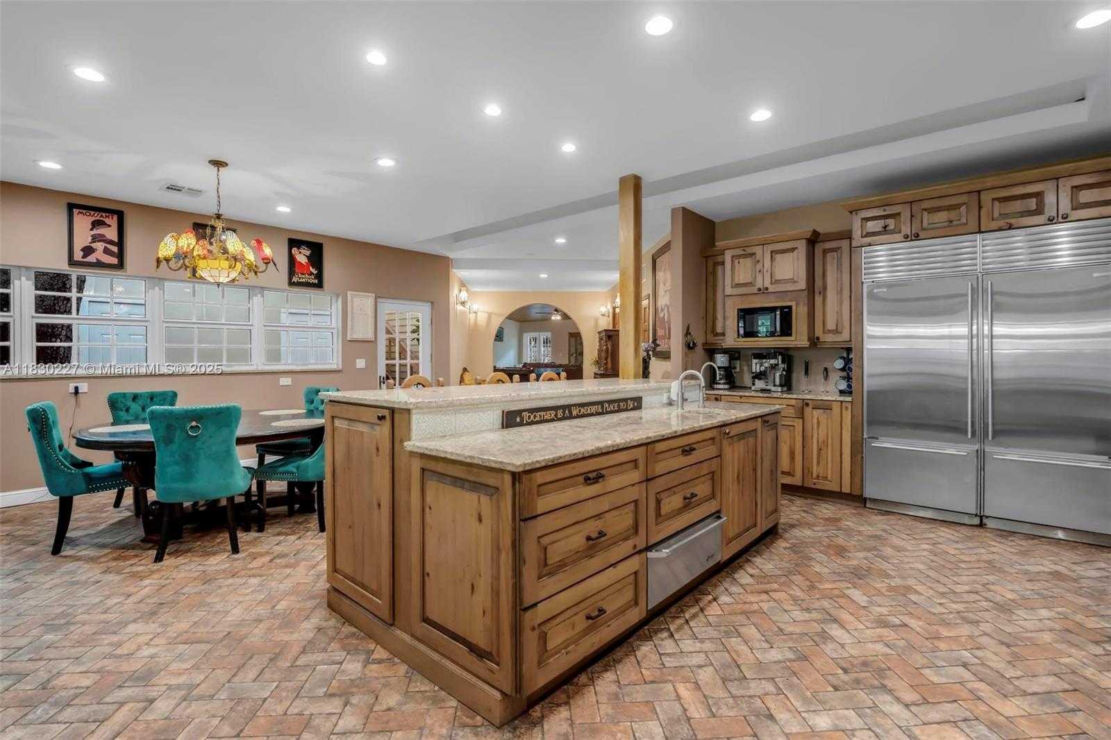 Small Image of 2221 SOUTH WEST 28TH WAY, Fort Lauderdale Number 19