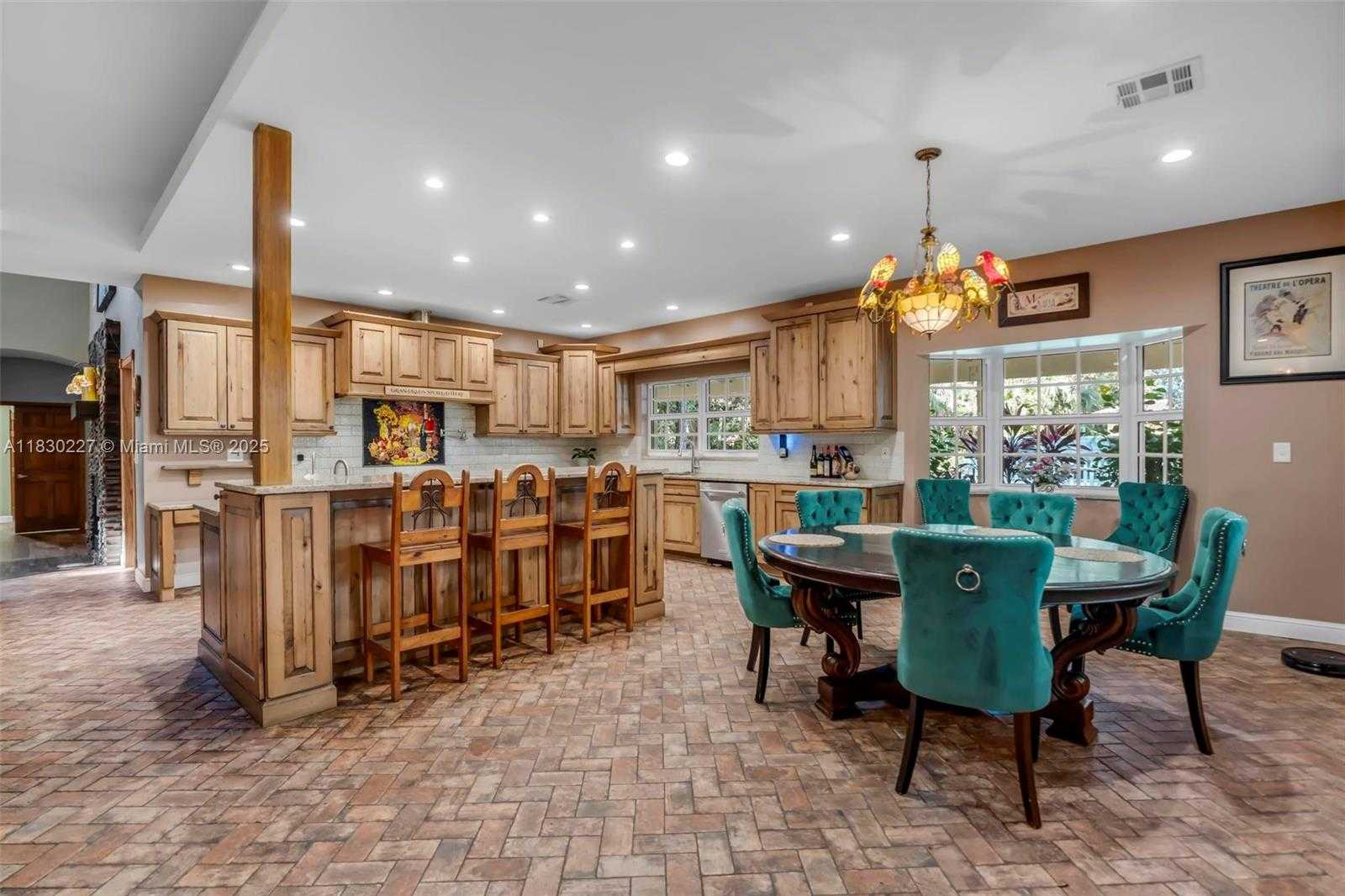 Small Image of 2221 SOUTH WEST 28TH WAY, Fort Lauderdale Number 20