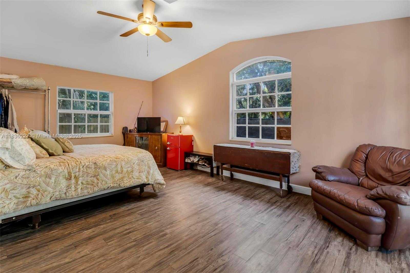 Small Image of 2221 SOUTH WEST 28TH WAY, Fort Lauderdale Number 26