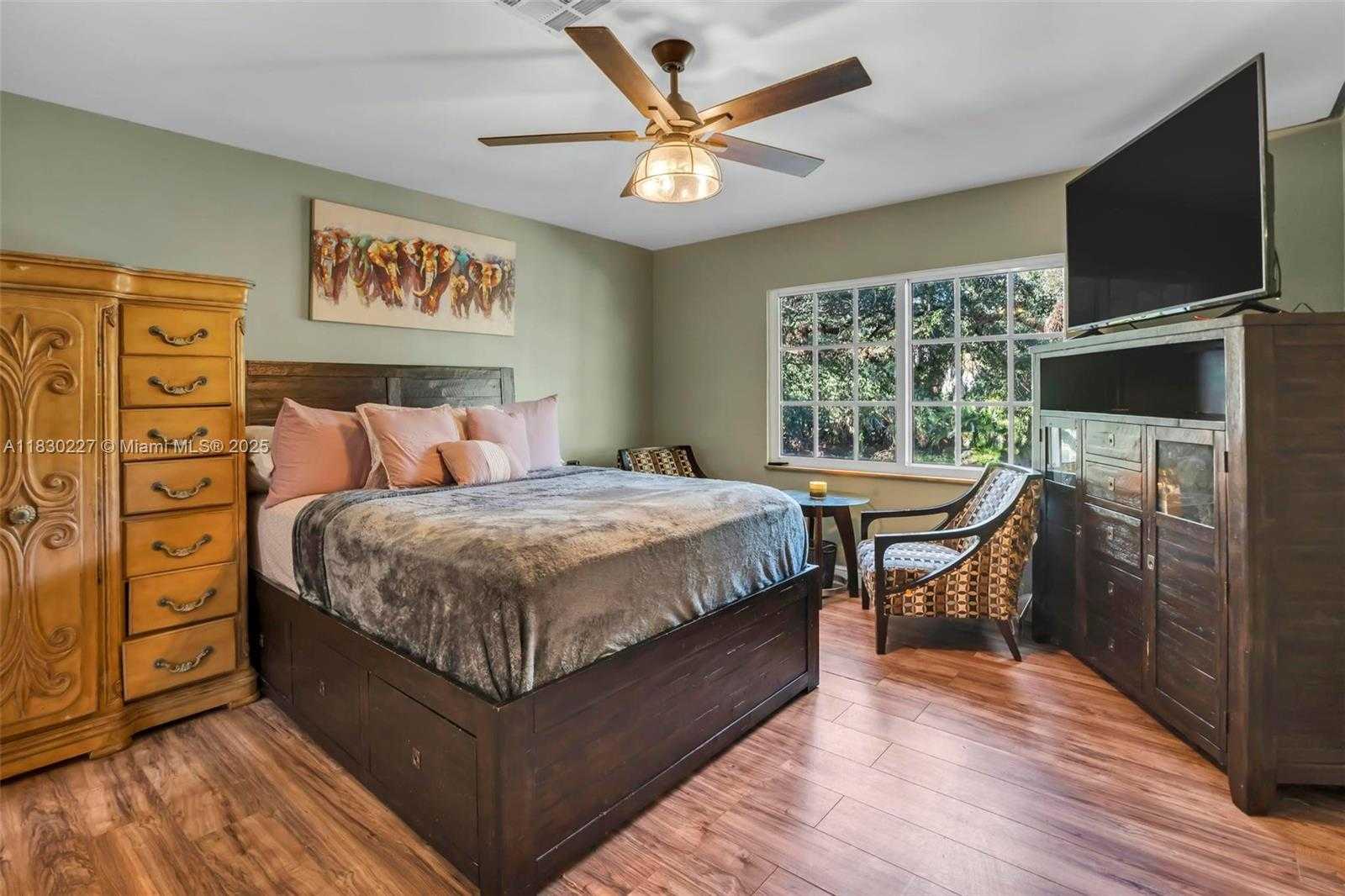 Small Image of 2221 SOUTH WEST 28TH WAY, Fort Lauderdale Number 29