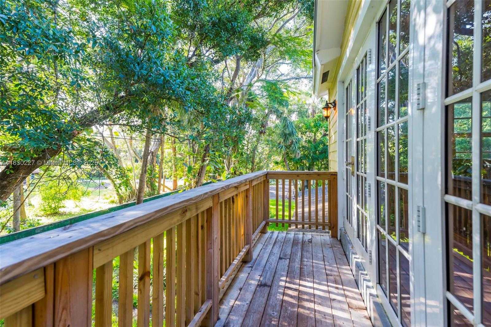 Small Image of 2221 SOUTH WEST 28TH WAY, Fort Lauderdale Number 60