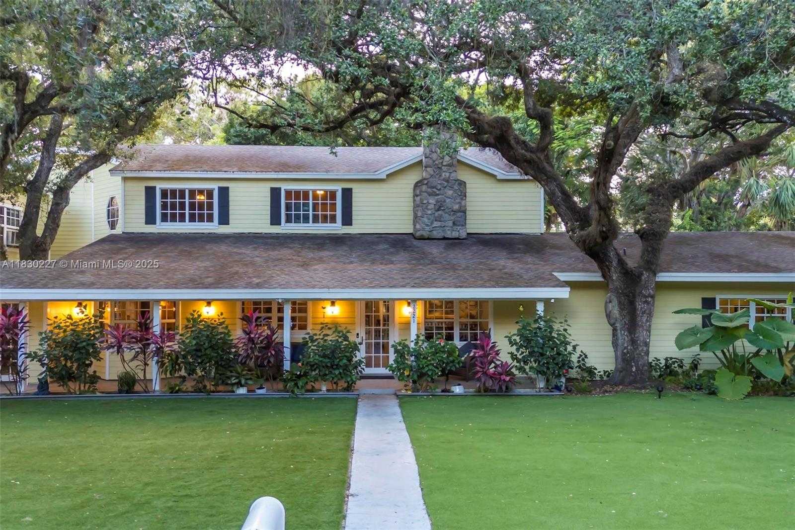 Small Image of 2221 SOUTH WEST 28TH WAY, Fort Lauderdale Number 65