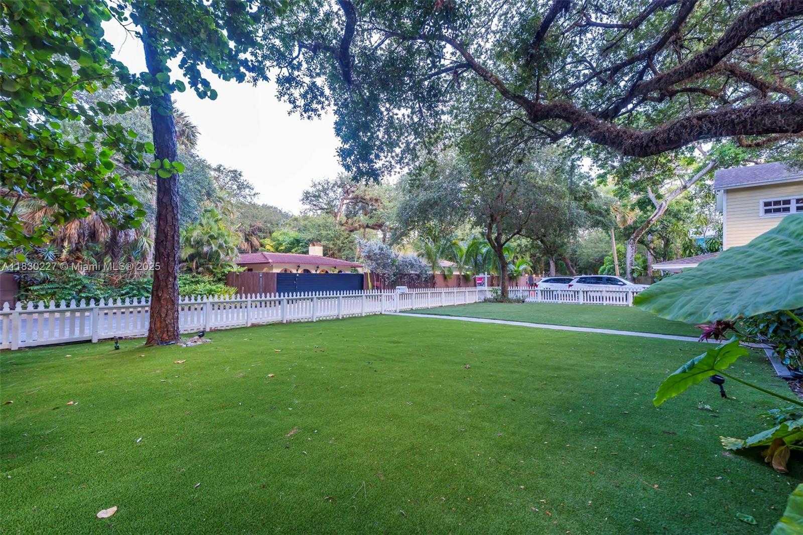 Small Image of 2221 SOUTH WEST 28TH WAY, Fort Lauderdale Number 69
