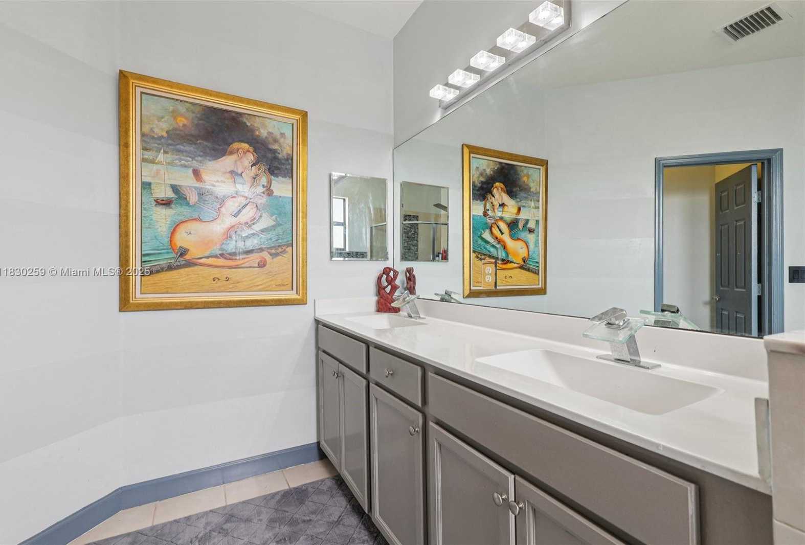 Small Image of 9331 WEST 35TH AVE, Hialeah Number 37