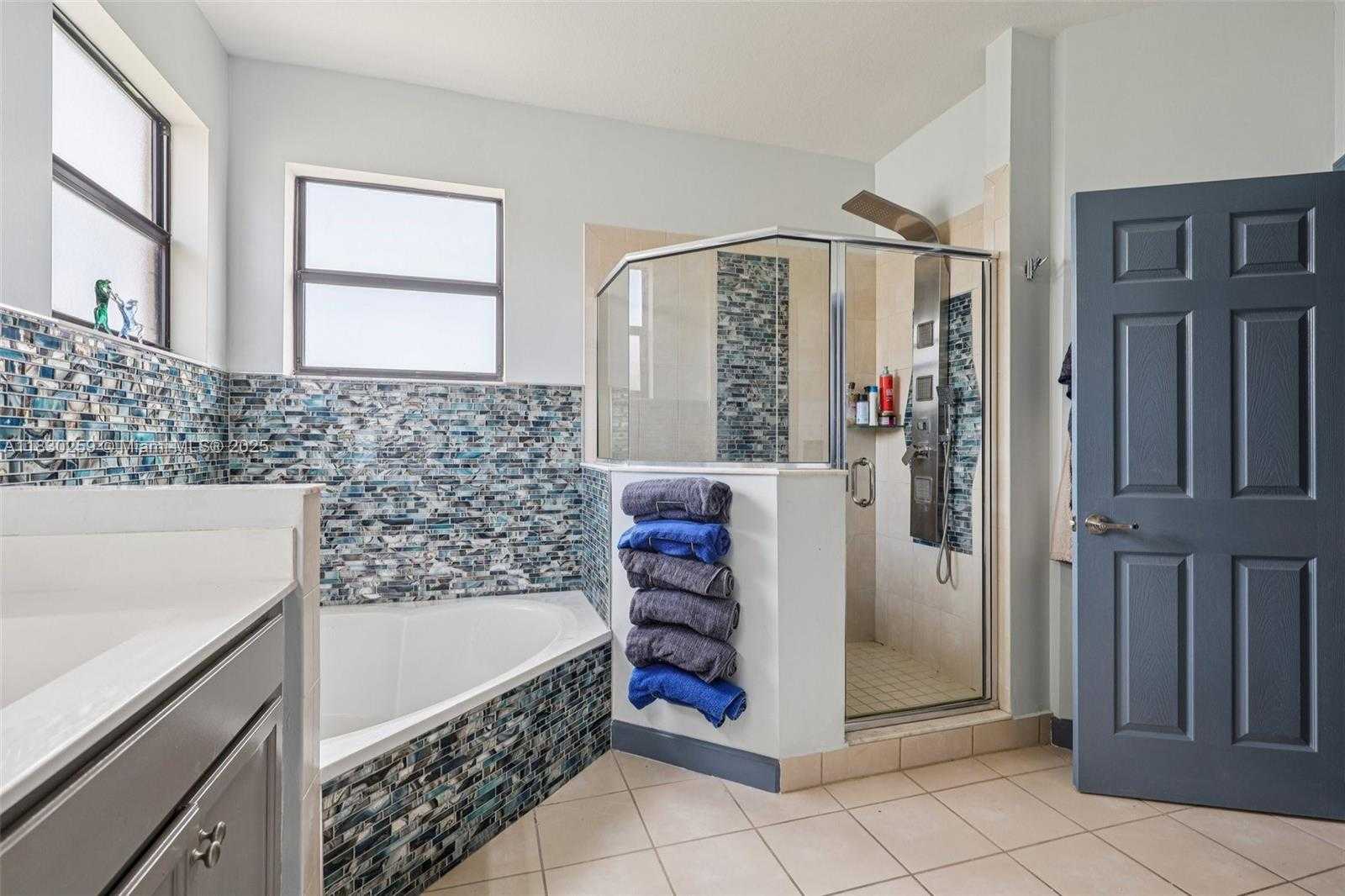 Small Image of 9331 WEST 35TH AVE, Hialeah Number 39