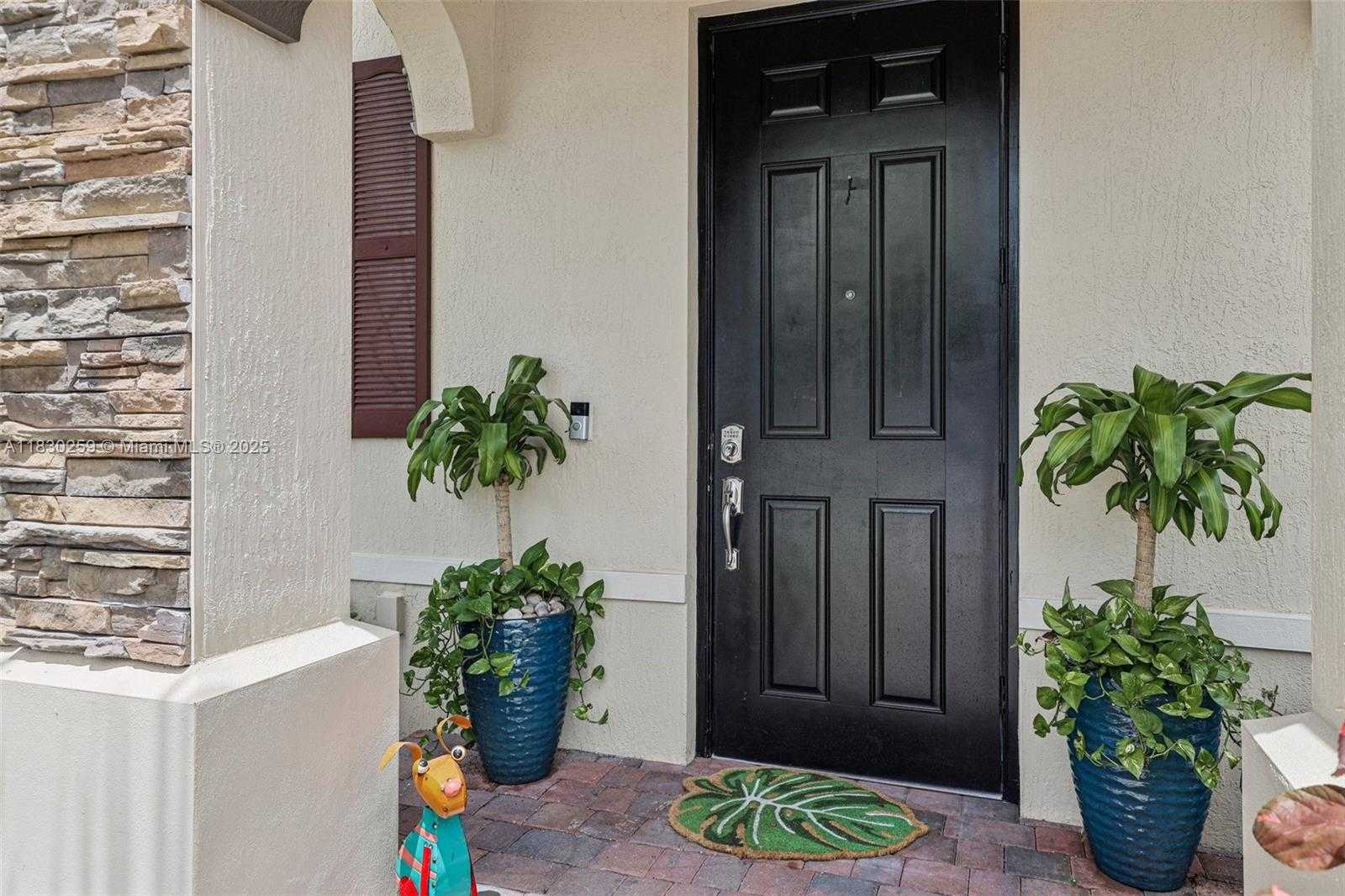 Small Image of 9331 WEST 35TH AVE, Hialeah Number 4