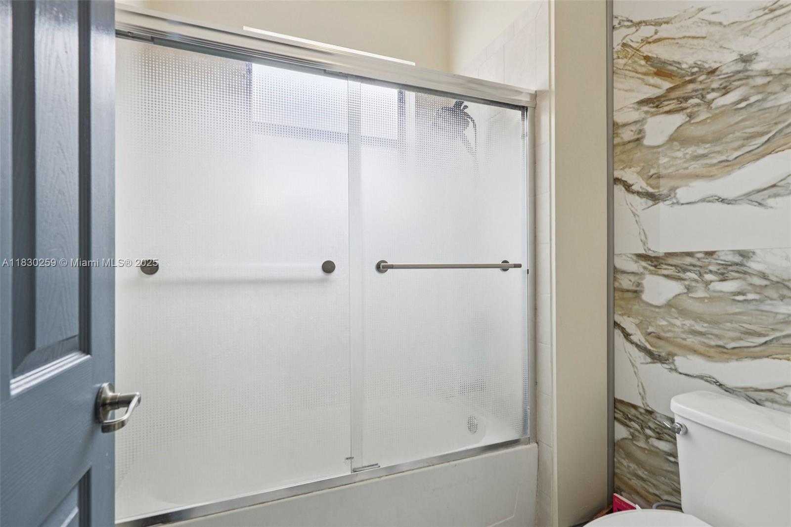 Small Image of 9331 WEST 35TH AVE, Hialeah Number 41