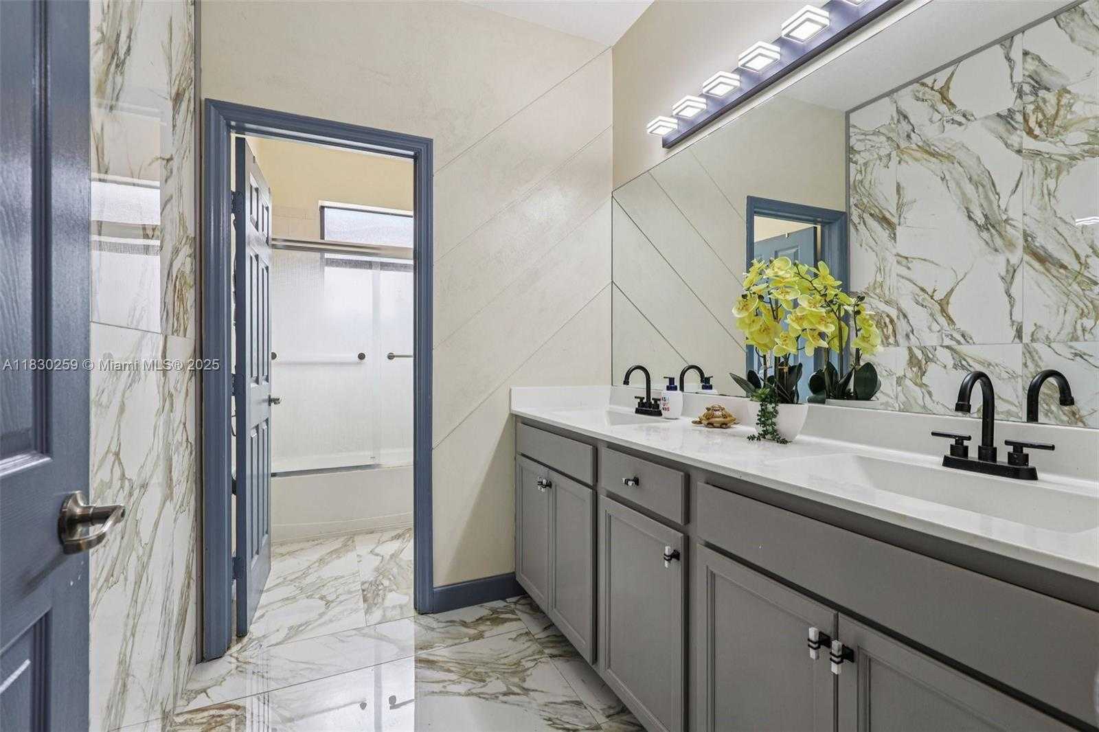 Small Image of 9331 WEST 35TH AVE, Hialeah Number 42