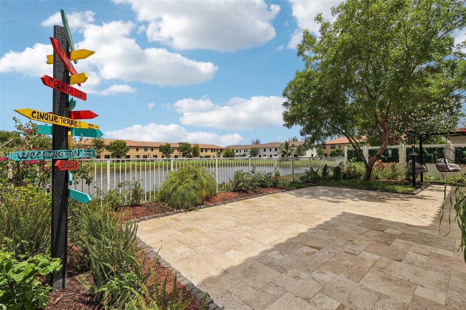 Small Image of 9331 WEST 35TH AVE, Hialeah Number 47