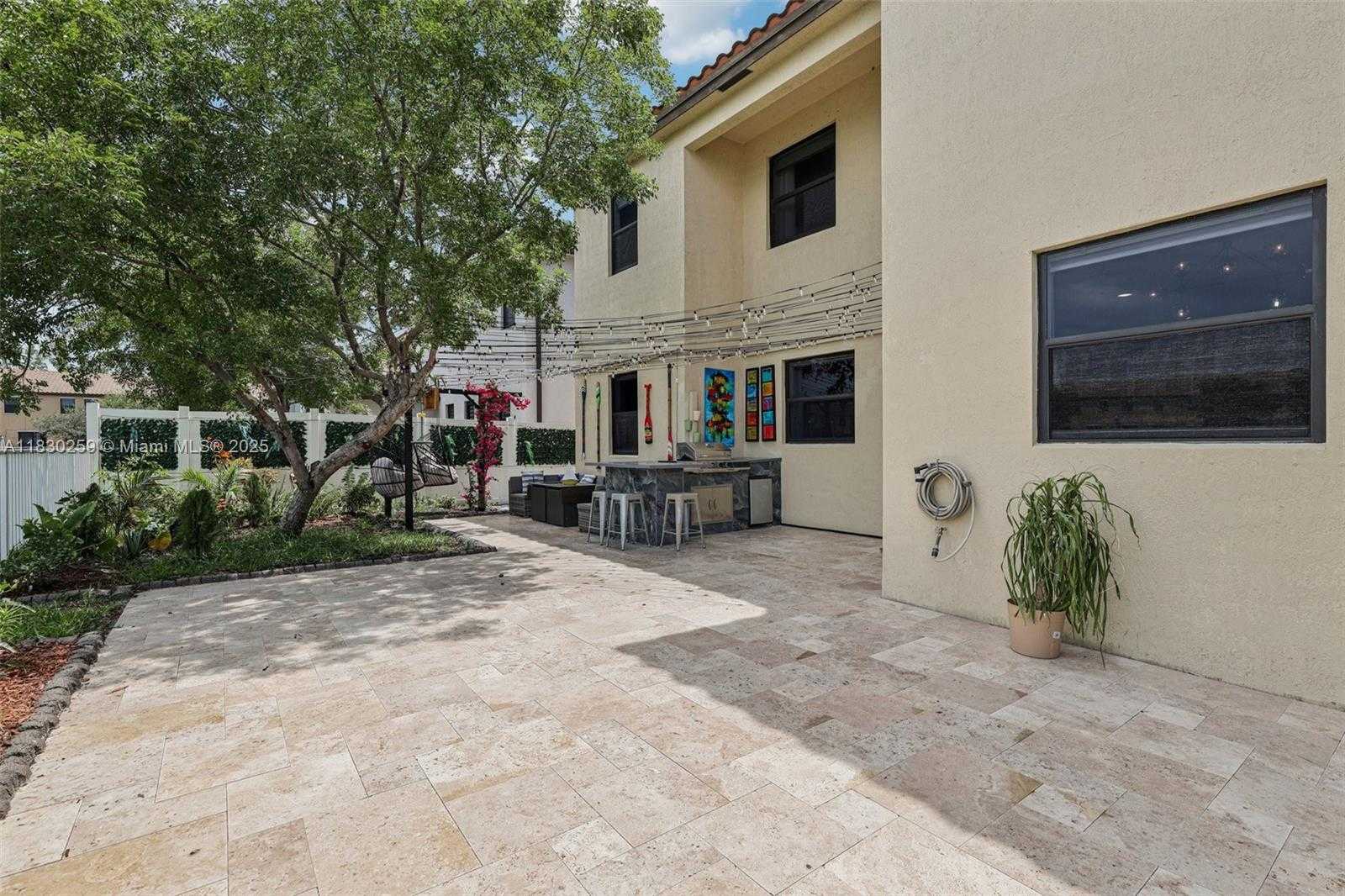 Small Image of 9331 WEST 35TH AVE, Hialeah Number 48