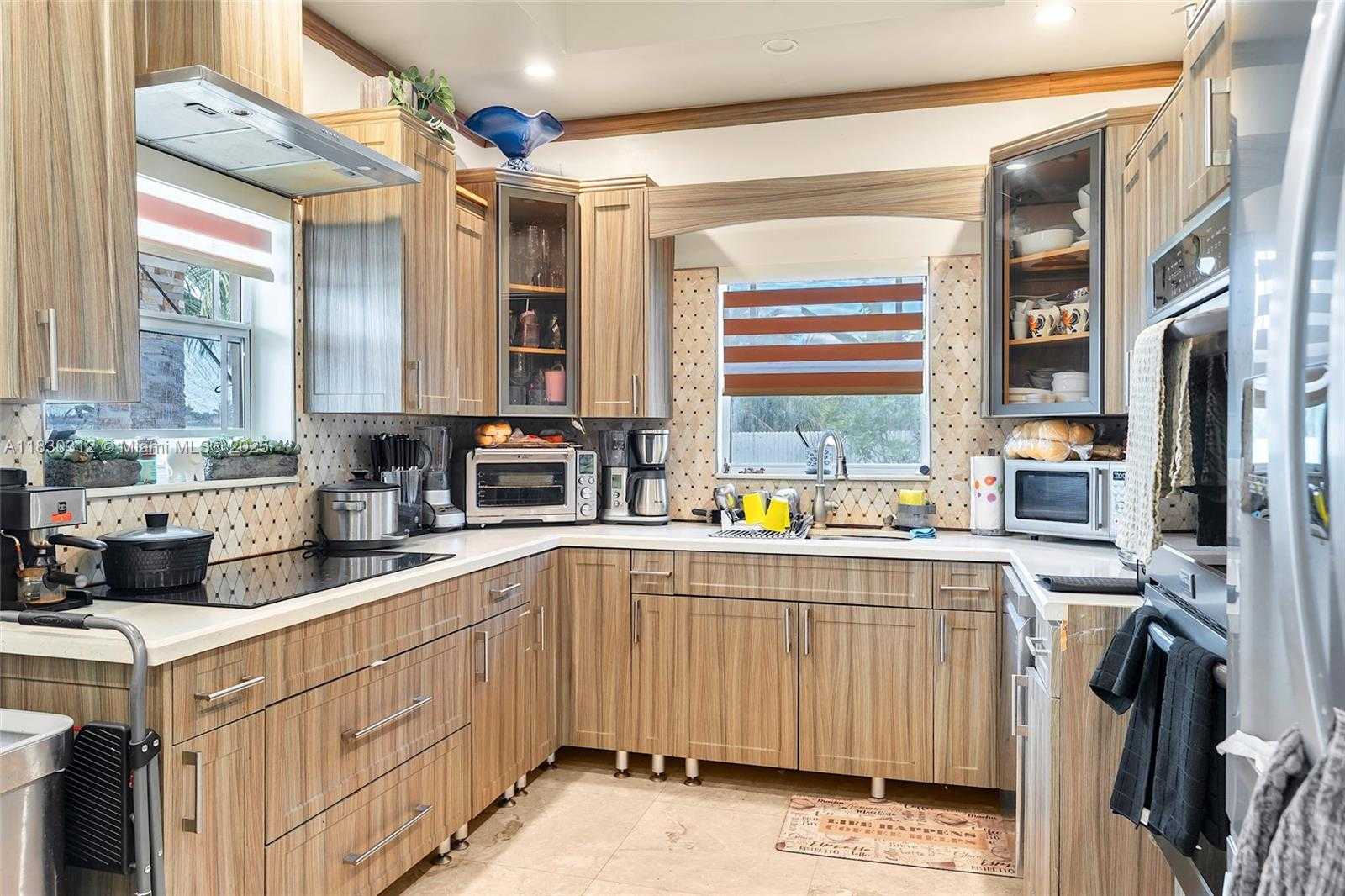 Small Image of 29363 SOUTH WEST 142ND AVE, Homestead Number 8