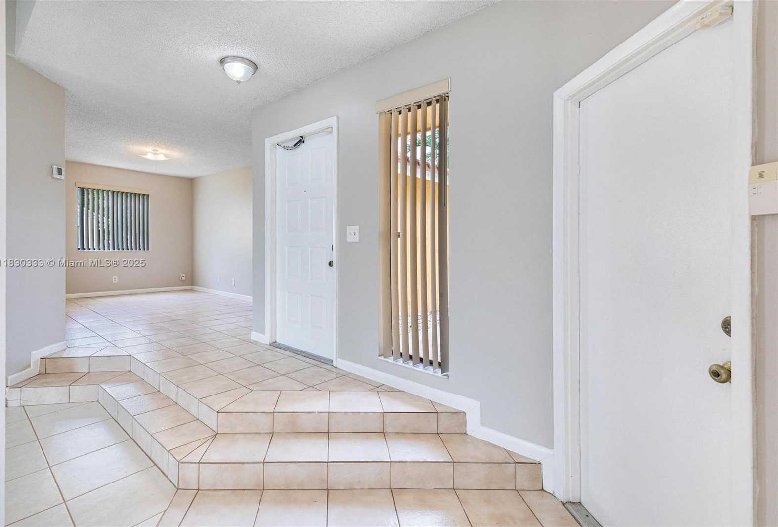 Small Image of 6280 COUNTRY FAIR CIR, Boynton Beach Number 16