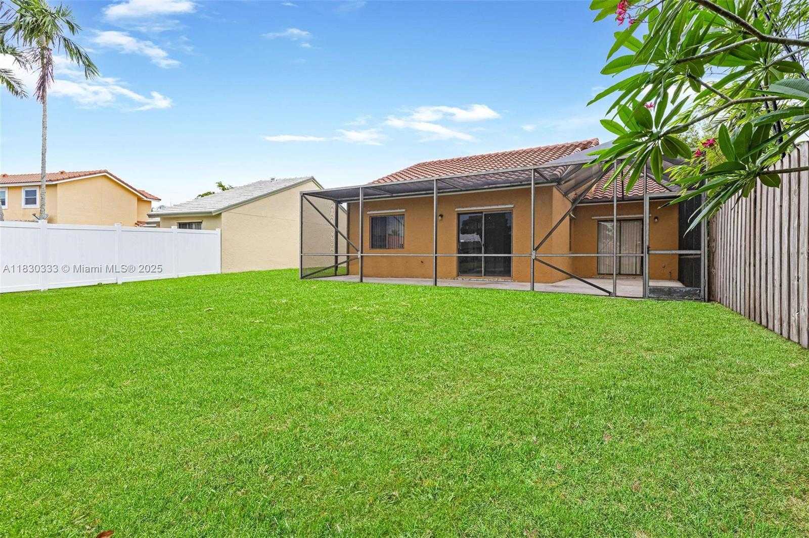 Small Image of 6280 COUNTRY FAIR CIR, Boynton Beach Number 27