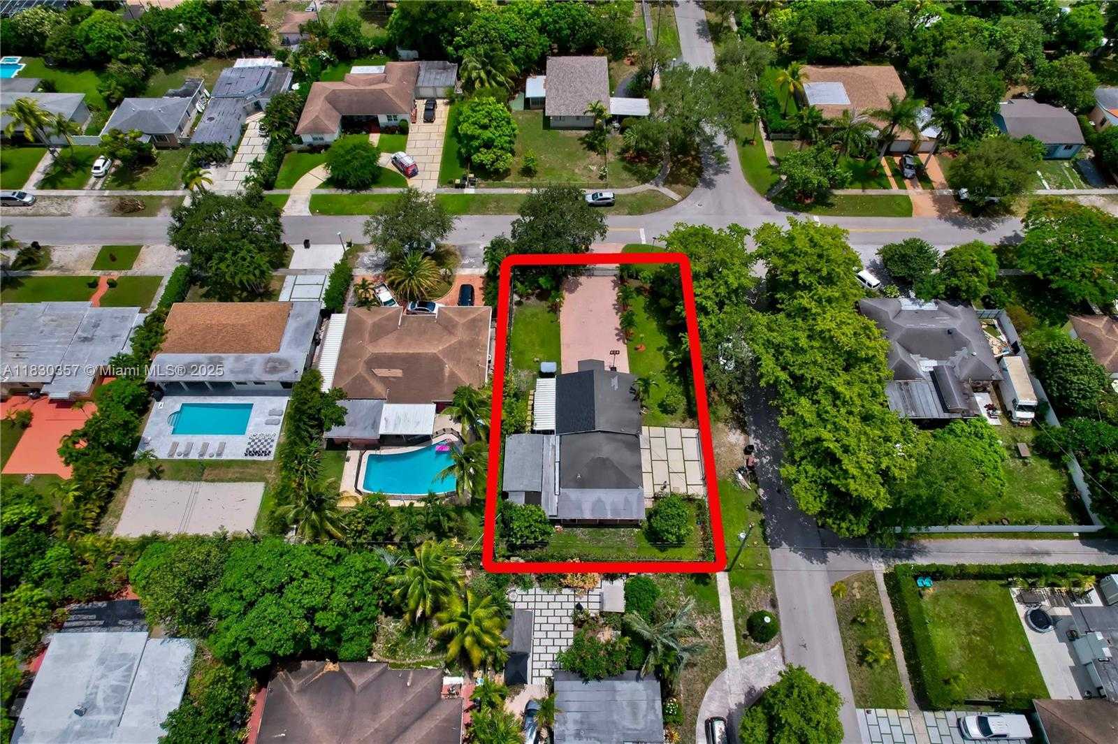 Small Image of 395 NORTH WEST 124TH ST, North Miami Number 44