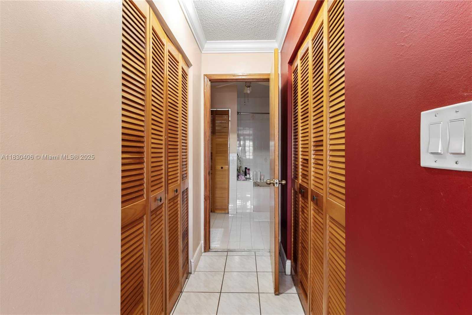 Small Image of 5443 SOUTH WEST 143RD CT, Miami Number 20