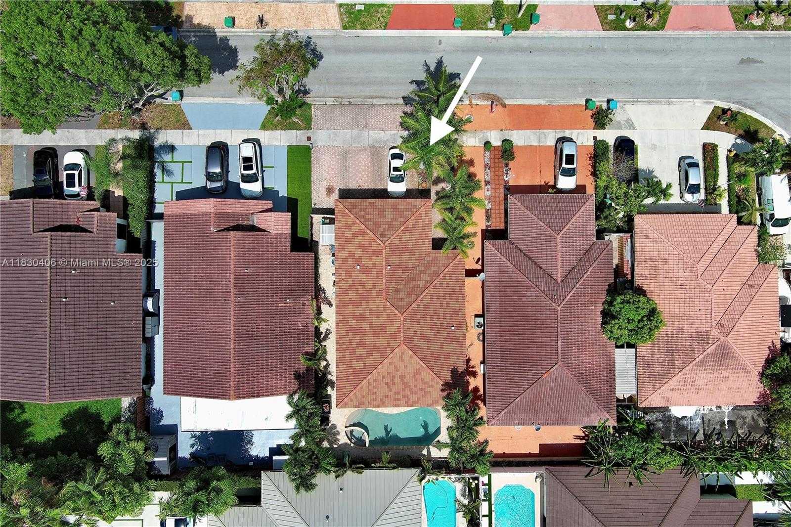 Small Image of 5443 SOUTH WEST 143RD CT, Miami Number 24