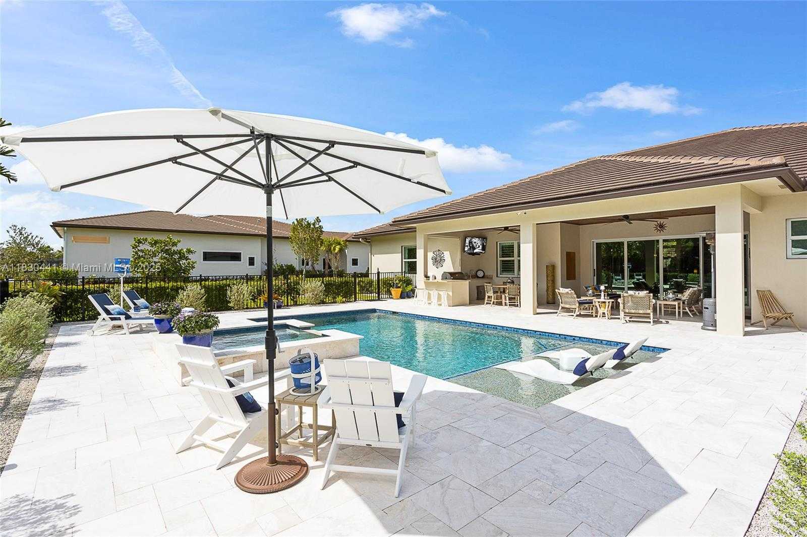 Small Image of 11971 TORREYANNA, West Palm Beach Number 2