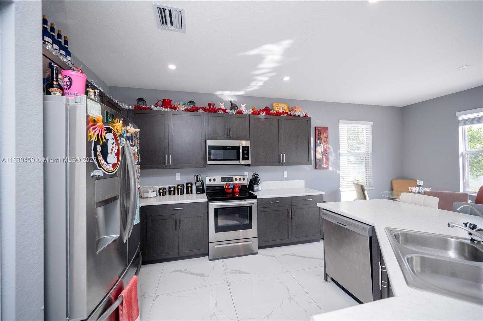 Small Image of 1388 SOUTH EAST 27TH TER, Homestead Number 13
