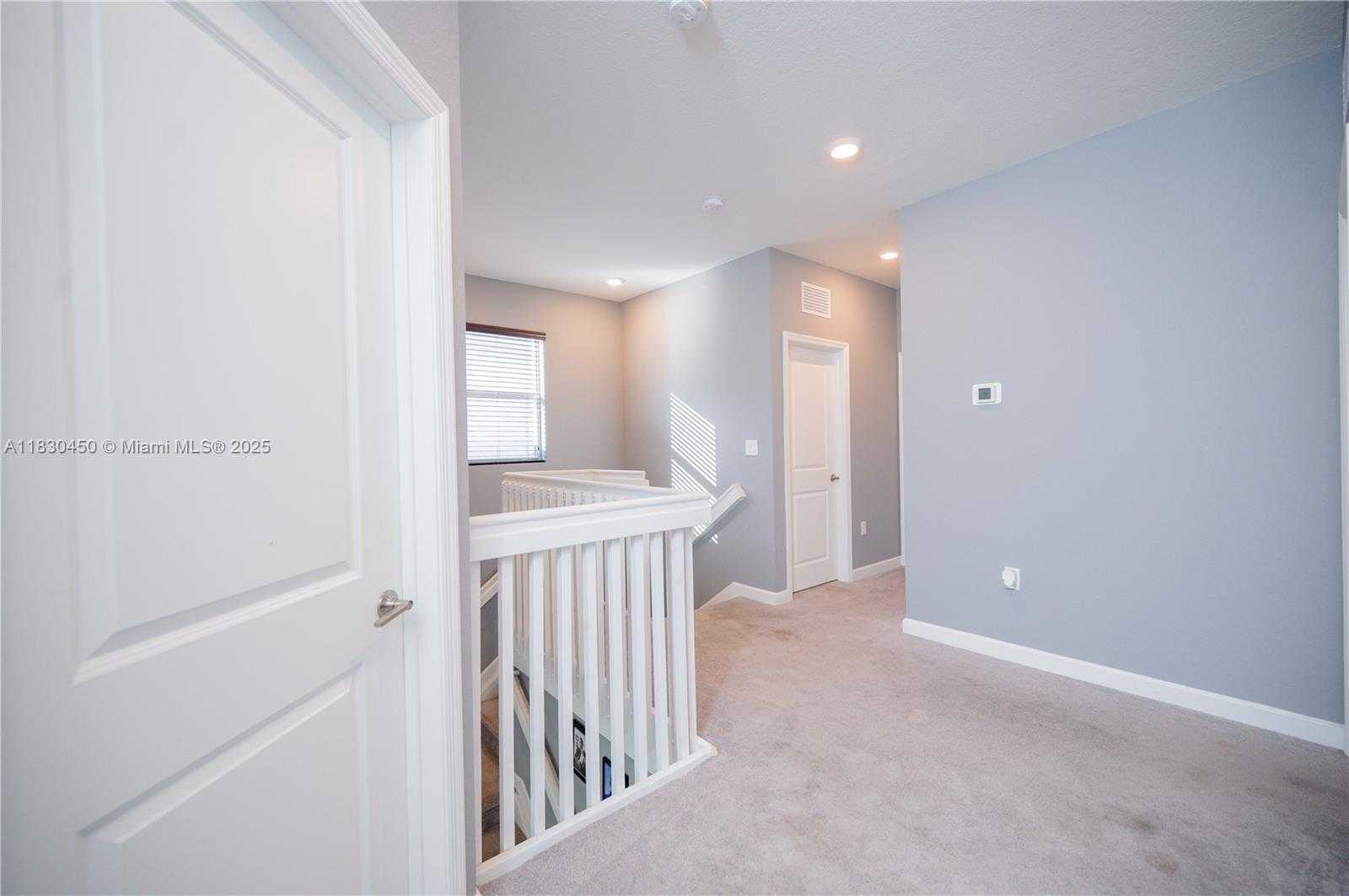 Small Image of 1388 SOUTH EAST 27TH TER, Homestead Number 14