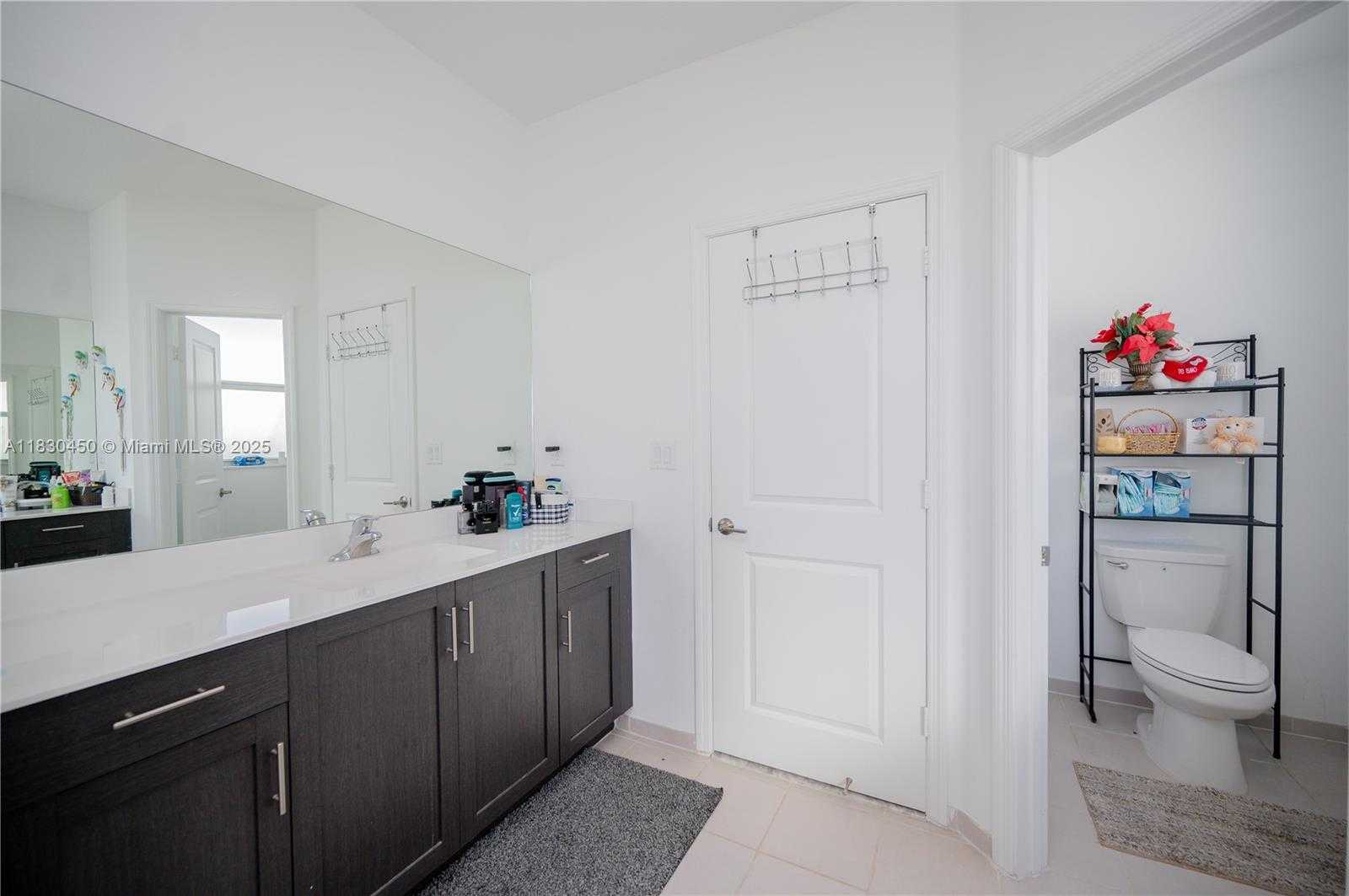 Small Image of 1388 SOUTH EAST 27TH TER, Homestead Number 19