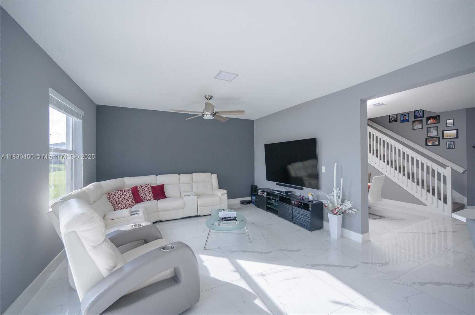 Small Image of 1388 SOUTH EAST 27TH TER, Homestead Number 4
