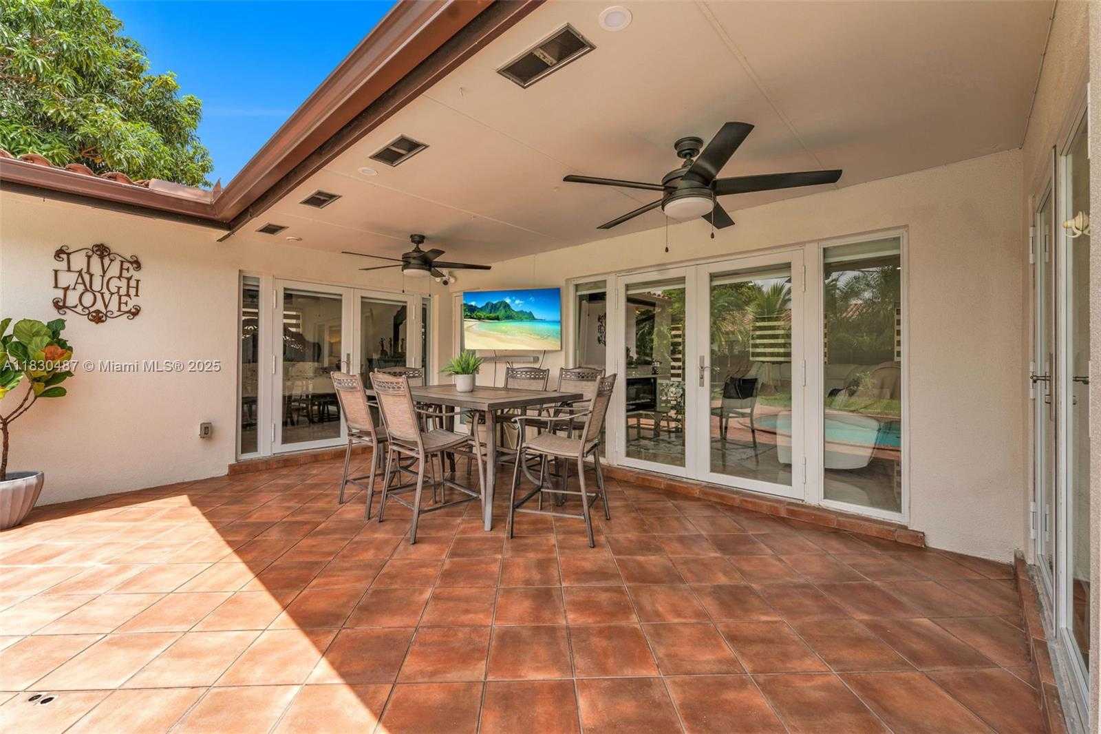 Small Image of 6963 SEAGRAPE TER, Miami Lakes Number 31