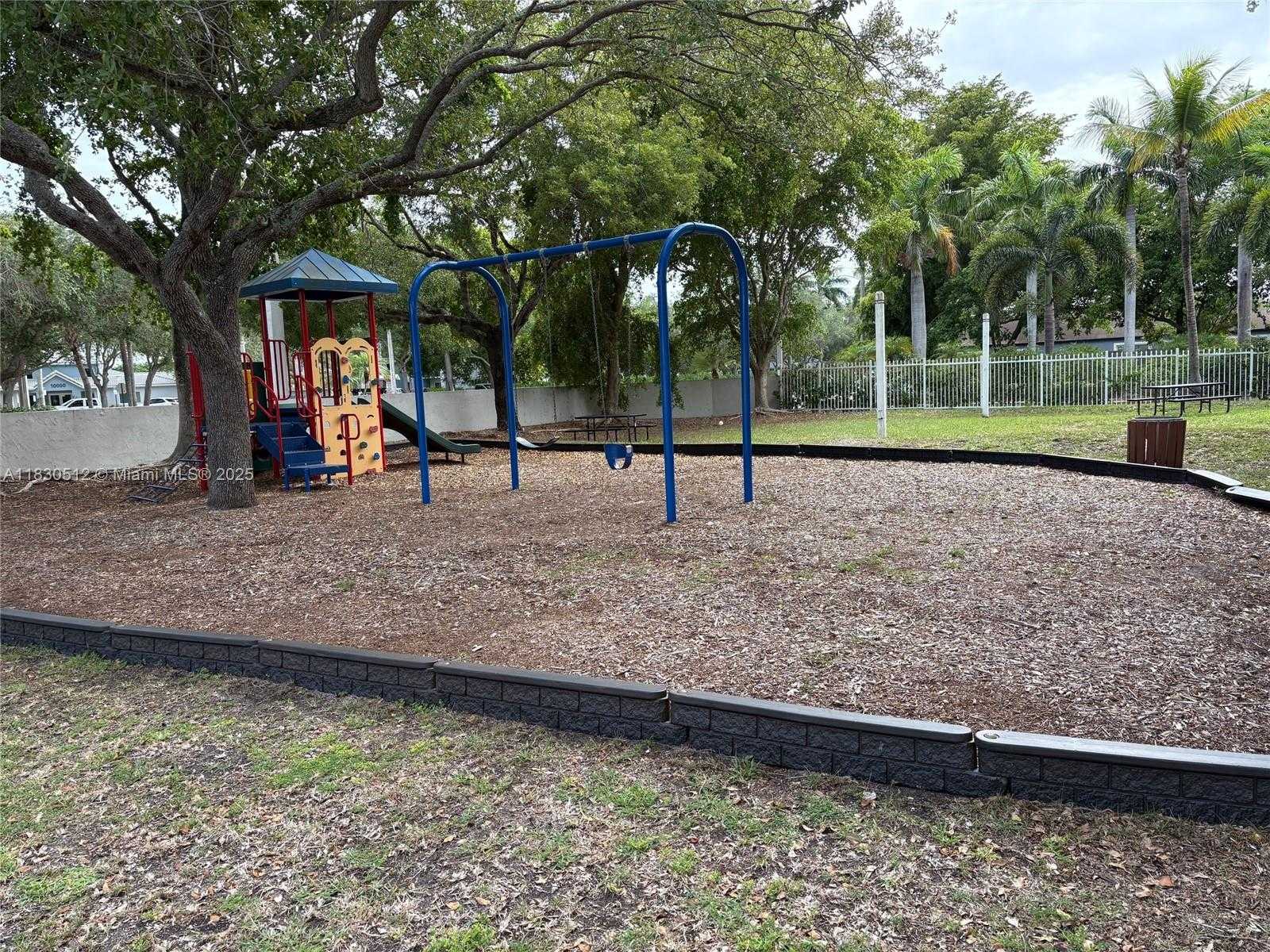 Small Image of Cutler Bay Number 23