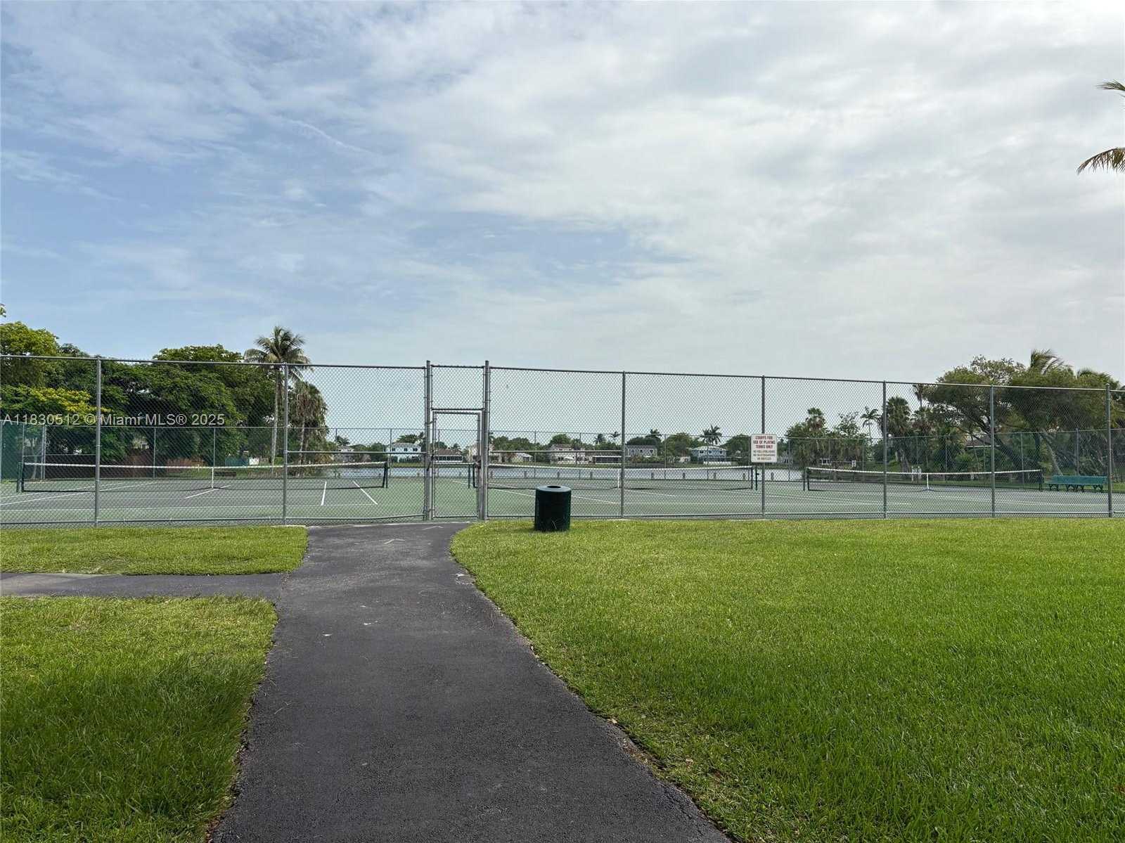 Small Image of Cutler Bay Number 25