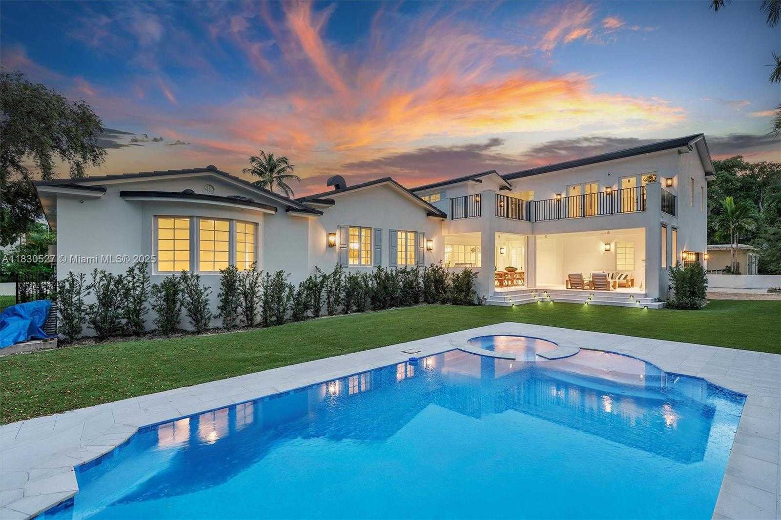 Small Image of 309 NORTH EAST 99TH ST, Miami Shores Number 35