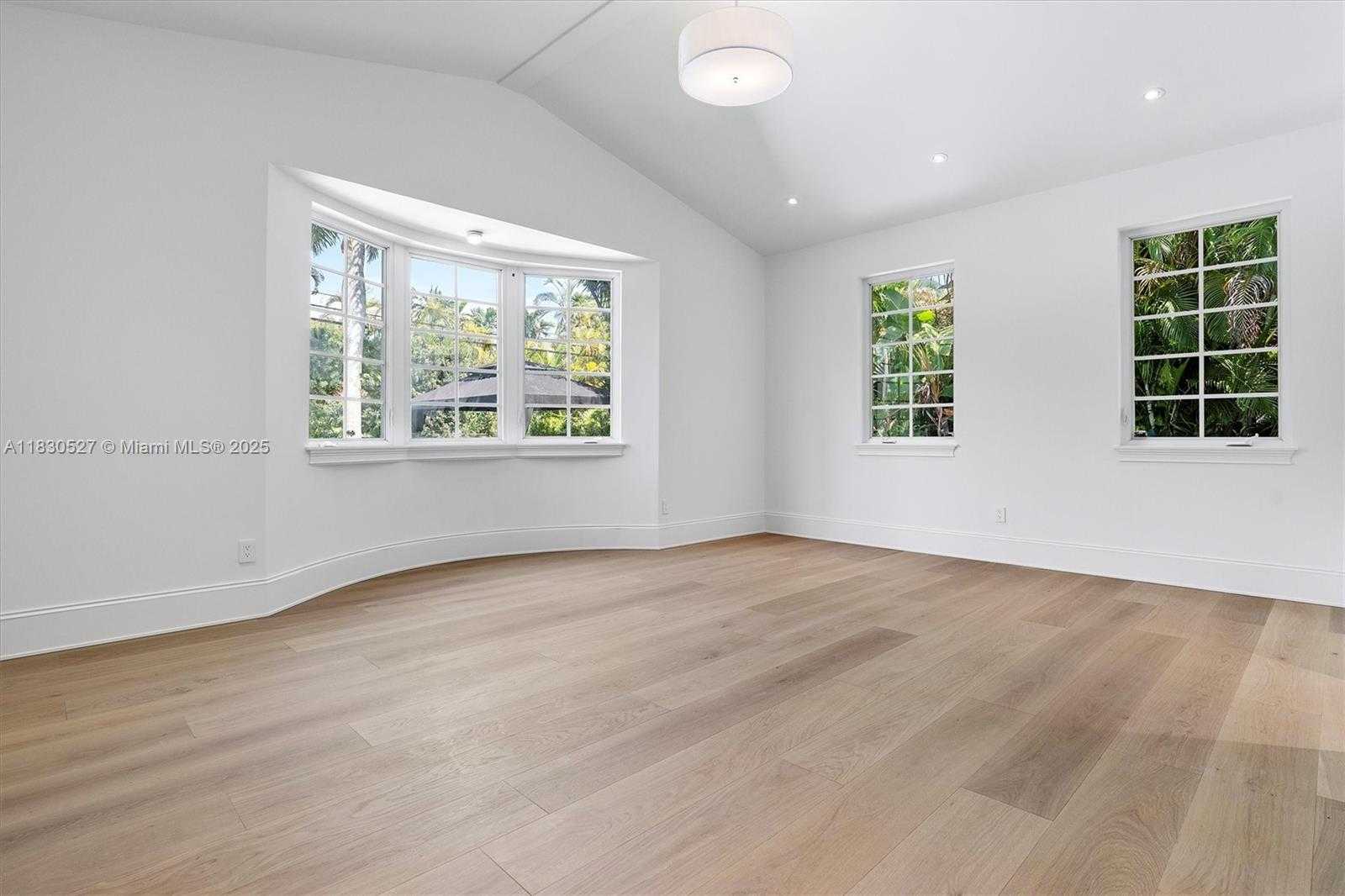 Small Image of 309 NORTH EAST 99TH ST, Miami Shores Number 40