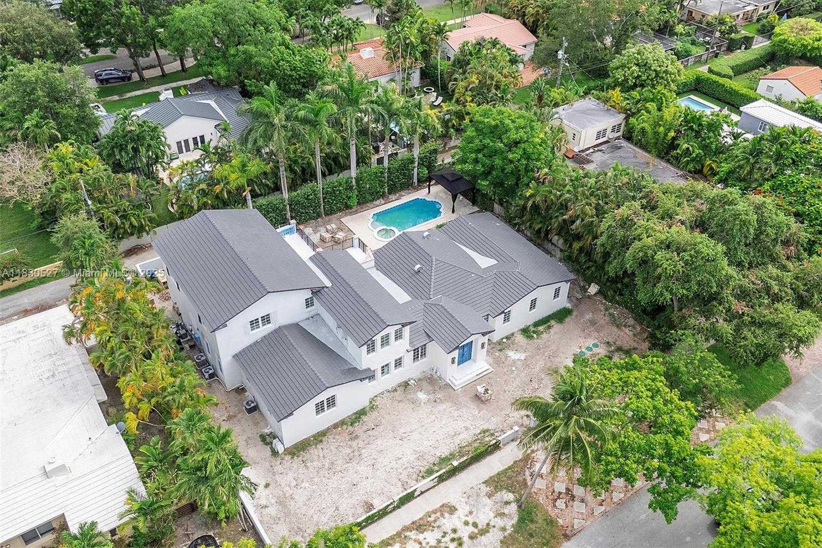 Small Image of 309 NORTH EAST 99TH ST, Miami Shores Number 6