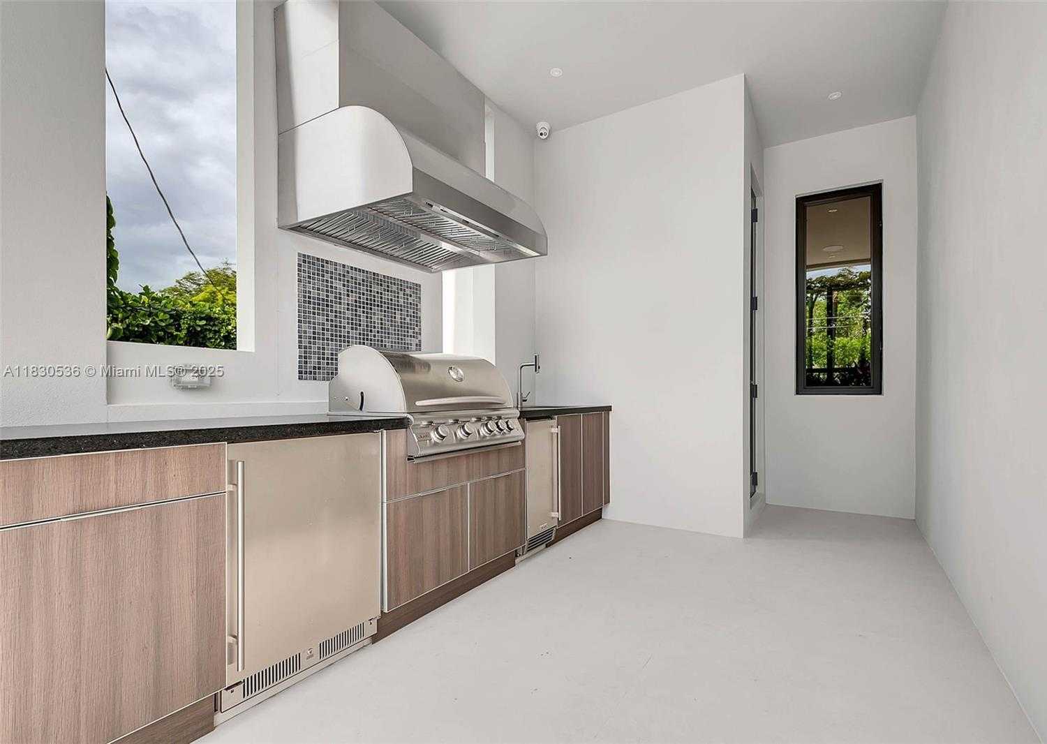 Small Image of 13075 SOUTH WEST 82ND CT, Pinecrest Number 34