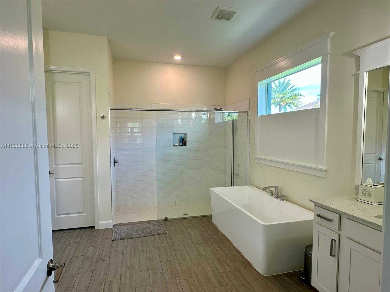 Small Image of 799 HOOKLINE CIR, Loxahatchee Number 13