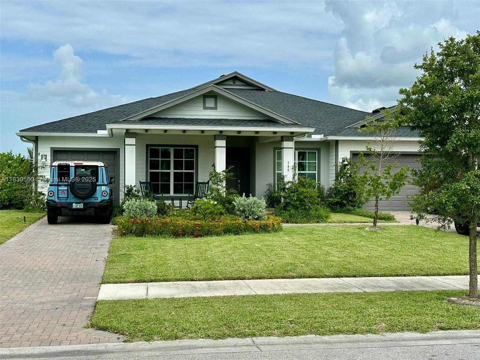 Small Image of 799 HOOKLINE CIR, Loxahatchee Number 28