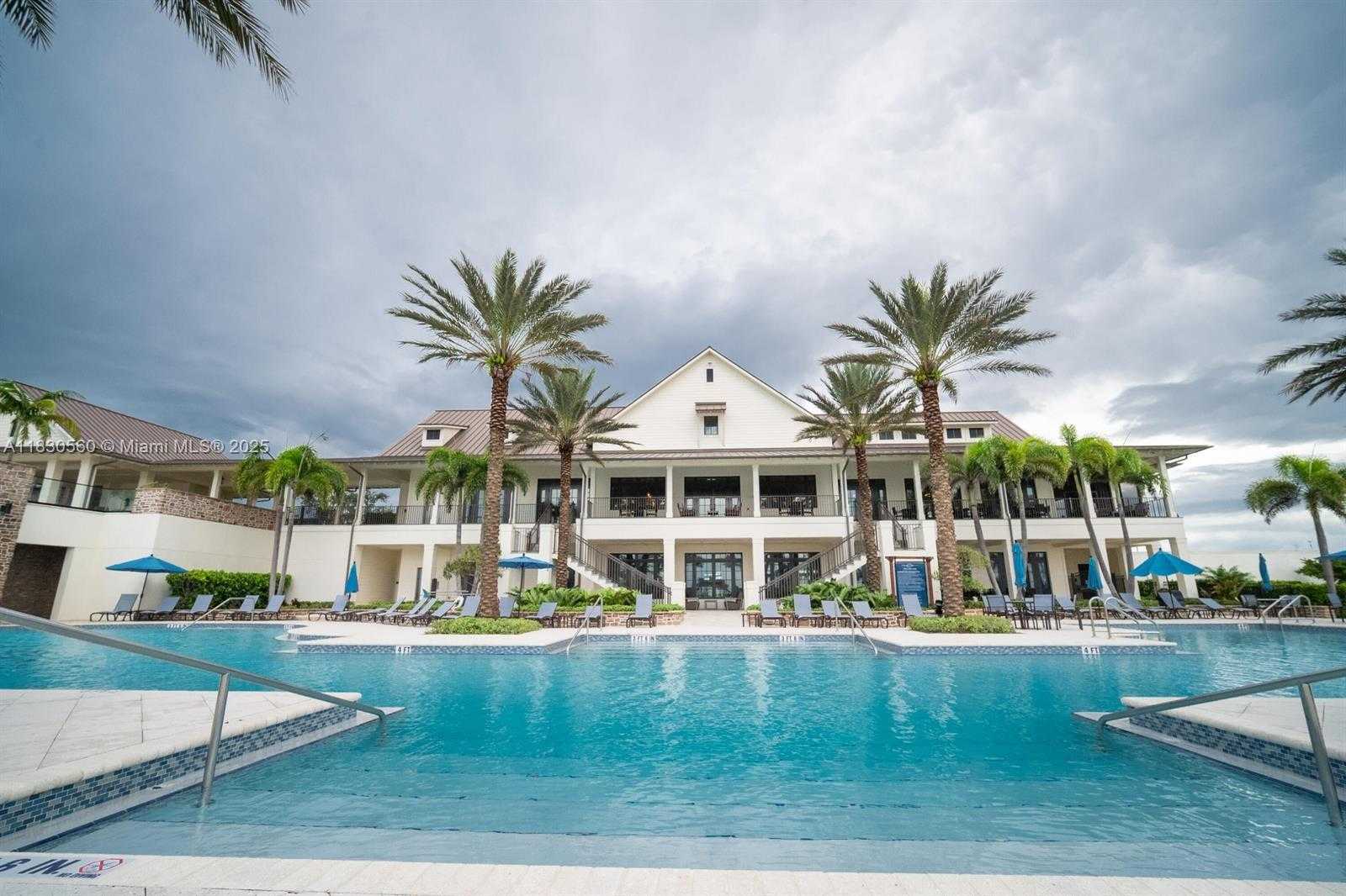 Small Image of 799 HOOKLINE CIR, Loxahatchee Number 48