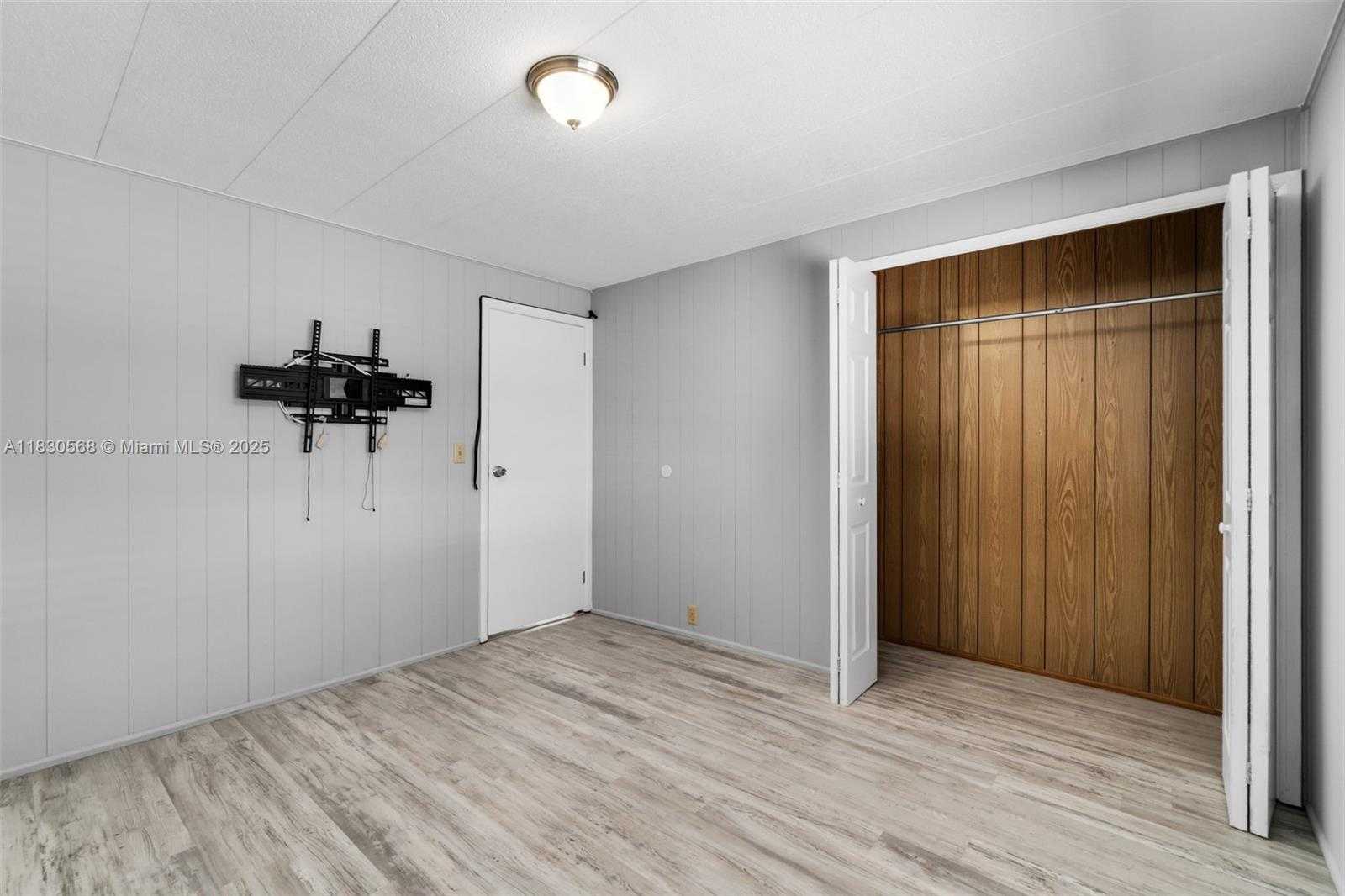 Small Image of 280 TAYLOR DRIVE, Key Largo Number 26