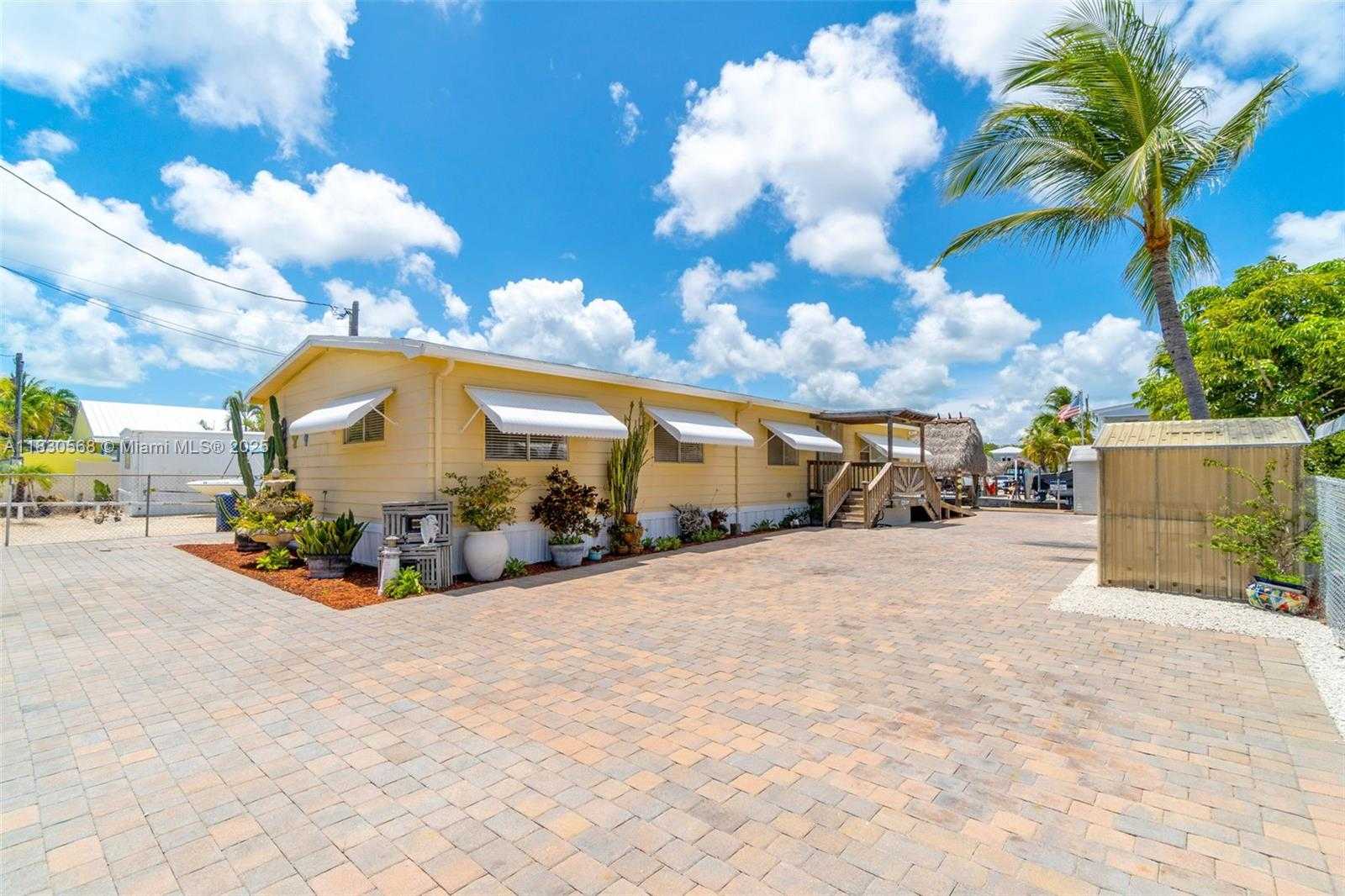 Small Image of 280 TAYLOR DRIVE, Key Largo Number 27