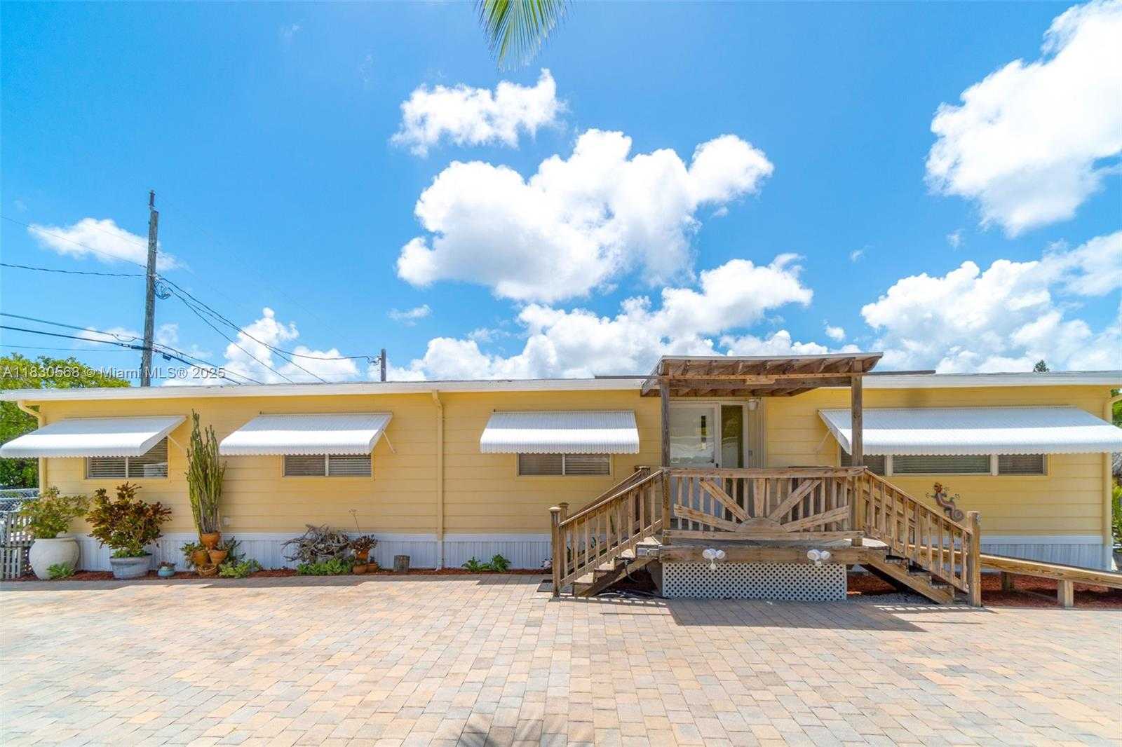 Small Image of 280 TAYLOR DRIVE, Key Largo Number 28