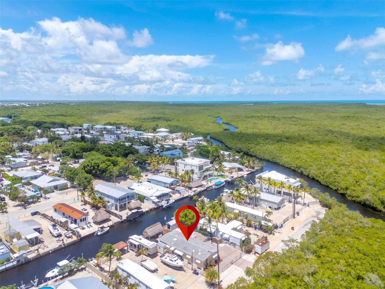 Small Image of 280 TAYLOR DRIVE, Key Largo Number 37