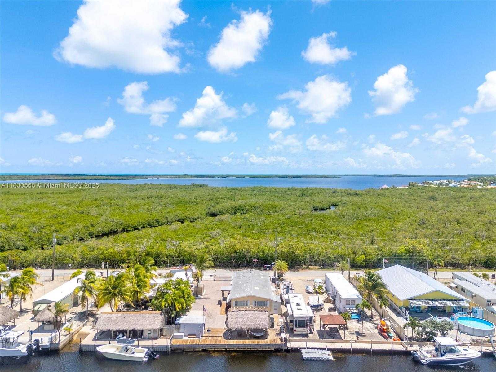 Small Image of 280 TAYLOR DRIVE, Key Largo Number 44