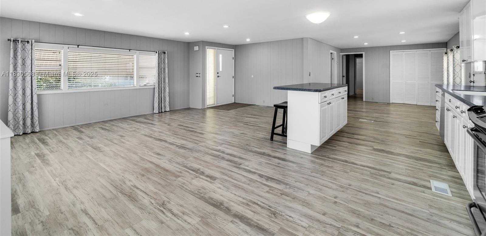 Small Image of 280 TAYLOR DRIVE, Key Largo Number 9