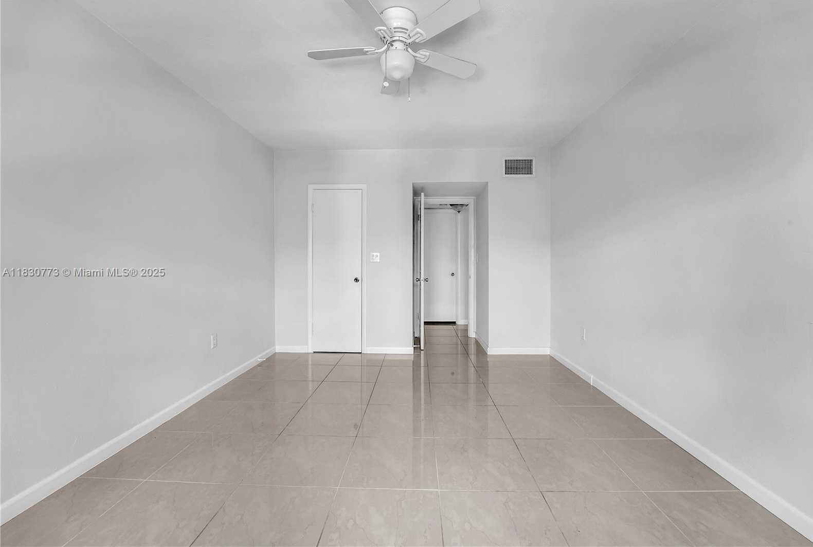 Small Image of 13882 SOUTH WEST 90TH AVE #HH217, Miami Number 7