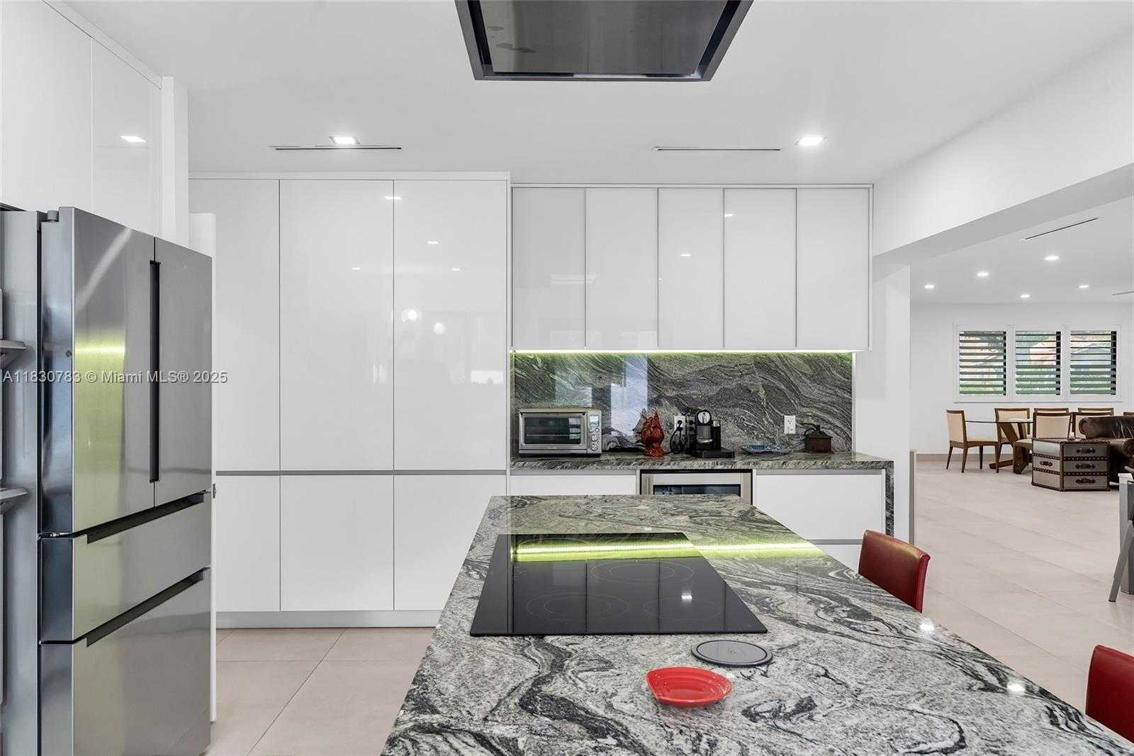 Small Image of 501 NORTH EAST 105TH ST, Miami Shores Number 10