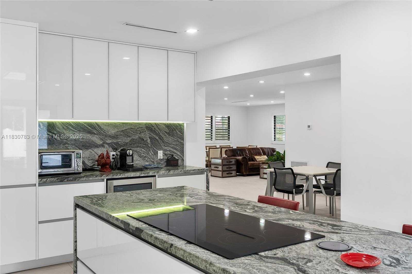 Small Image of 501 NORTH EAST 105TH ST, Miami Shores Number 12
