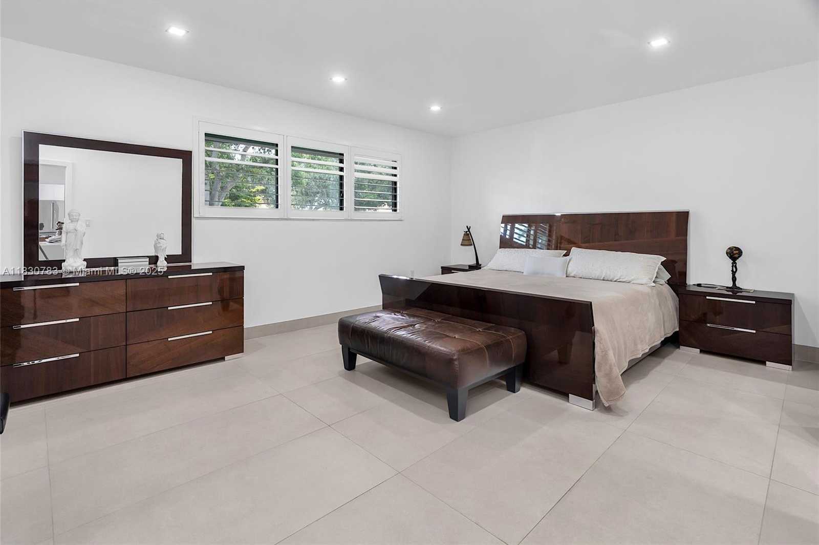 Small Image of 501 NORTH EAST 105TH ST, Miami Shores Number 19