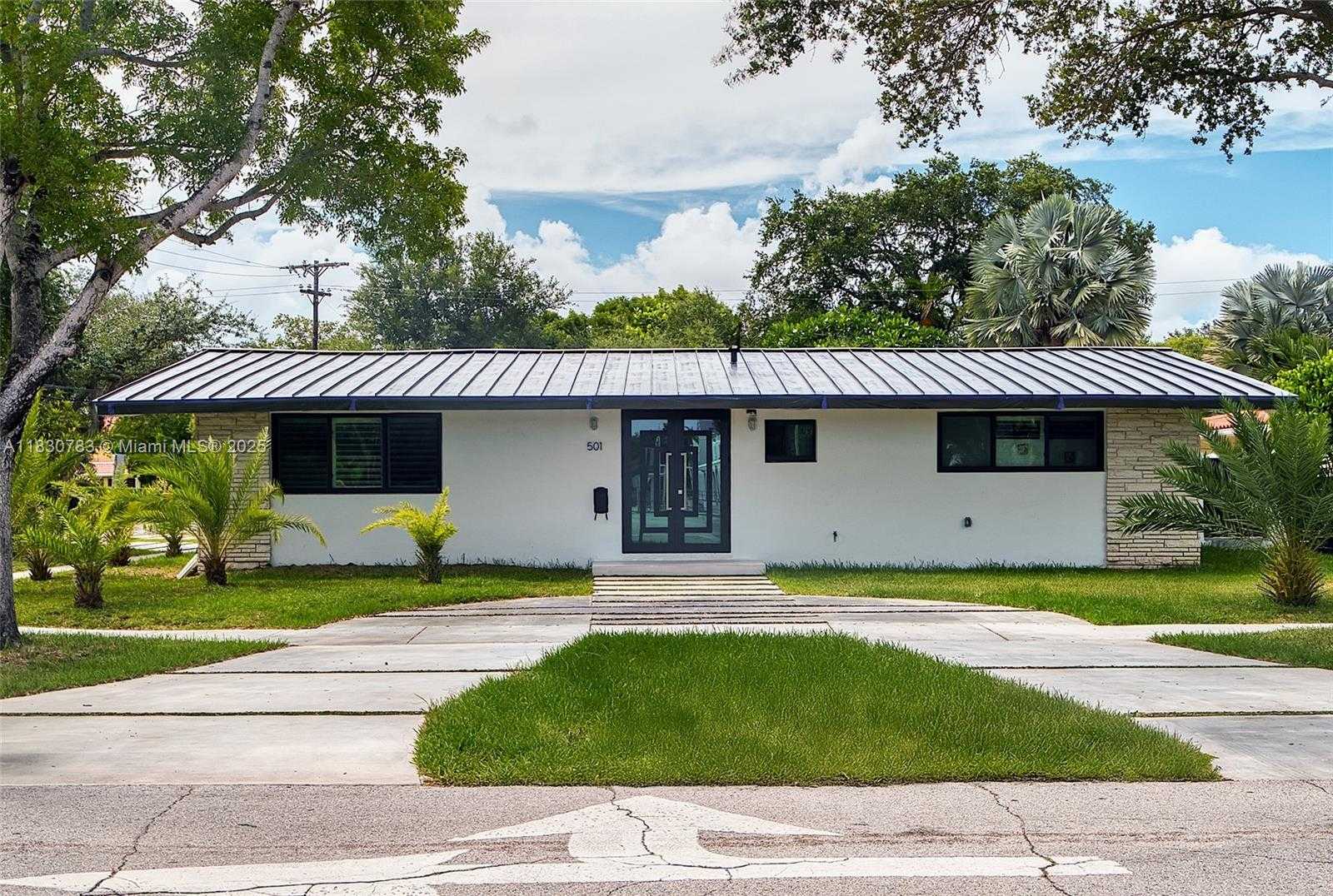 Small Image of 501 NORTH EAST 105TH ST, Miami Shores Number 2