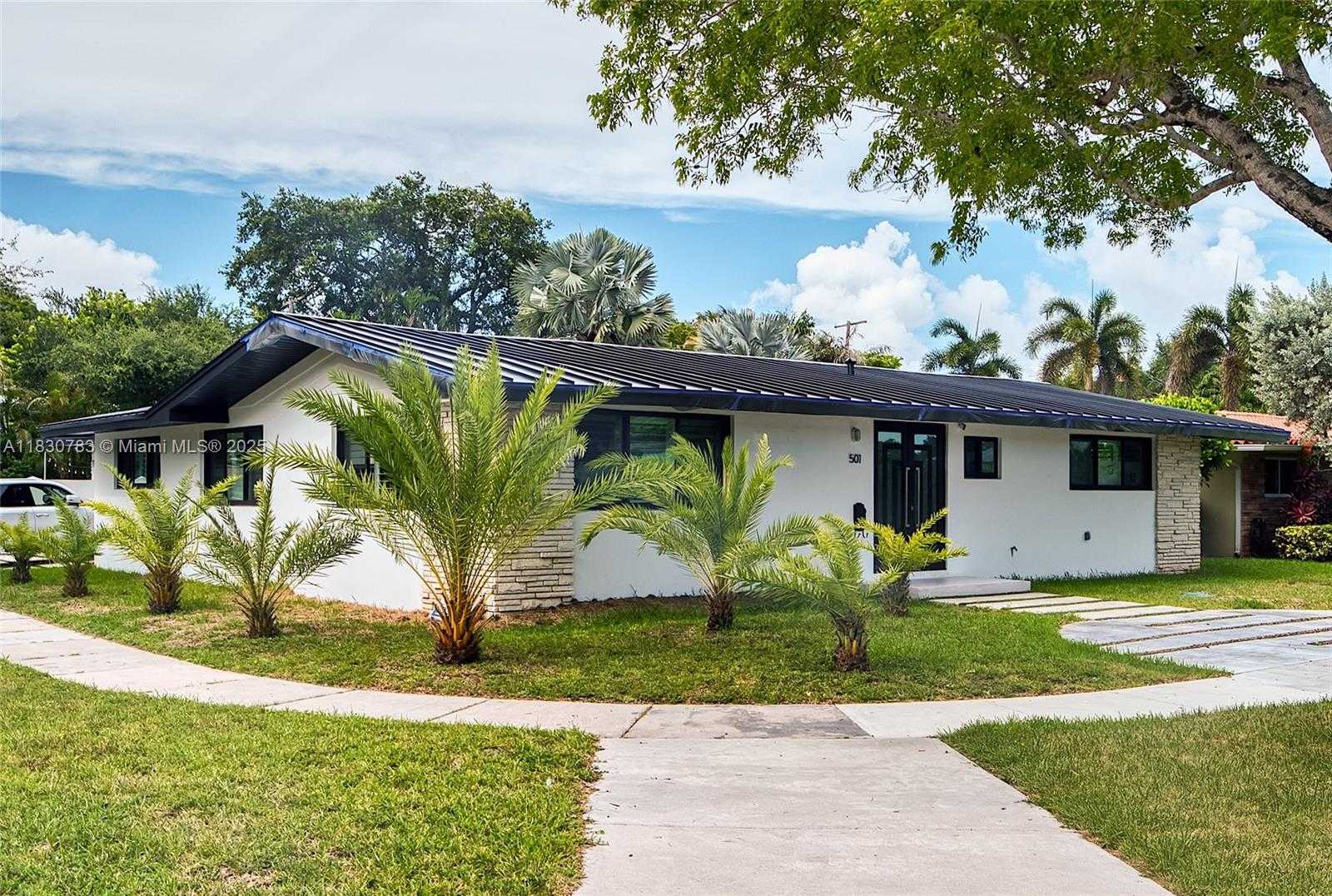 Small Image of 501 NORTH EAST 105TH ST, Miami Shores Number 3
