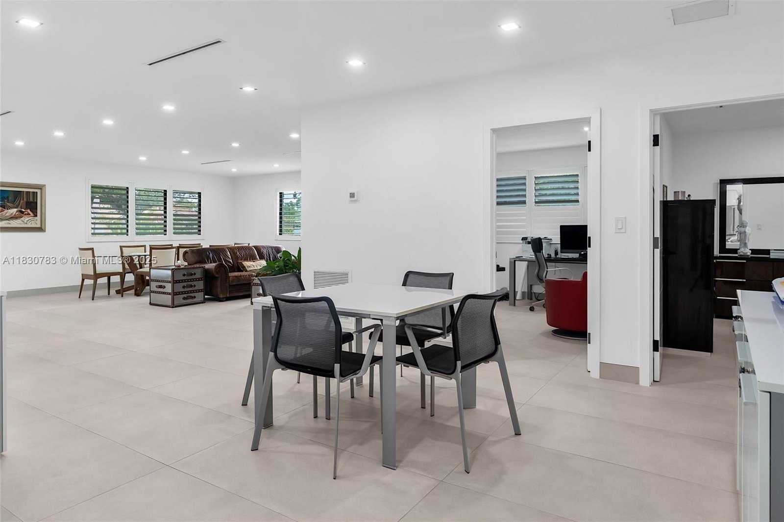 Small Image of 501 NORTH EAST 105TH ST, Miami Shores Number 7