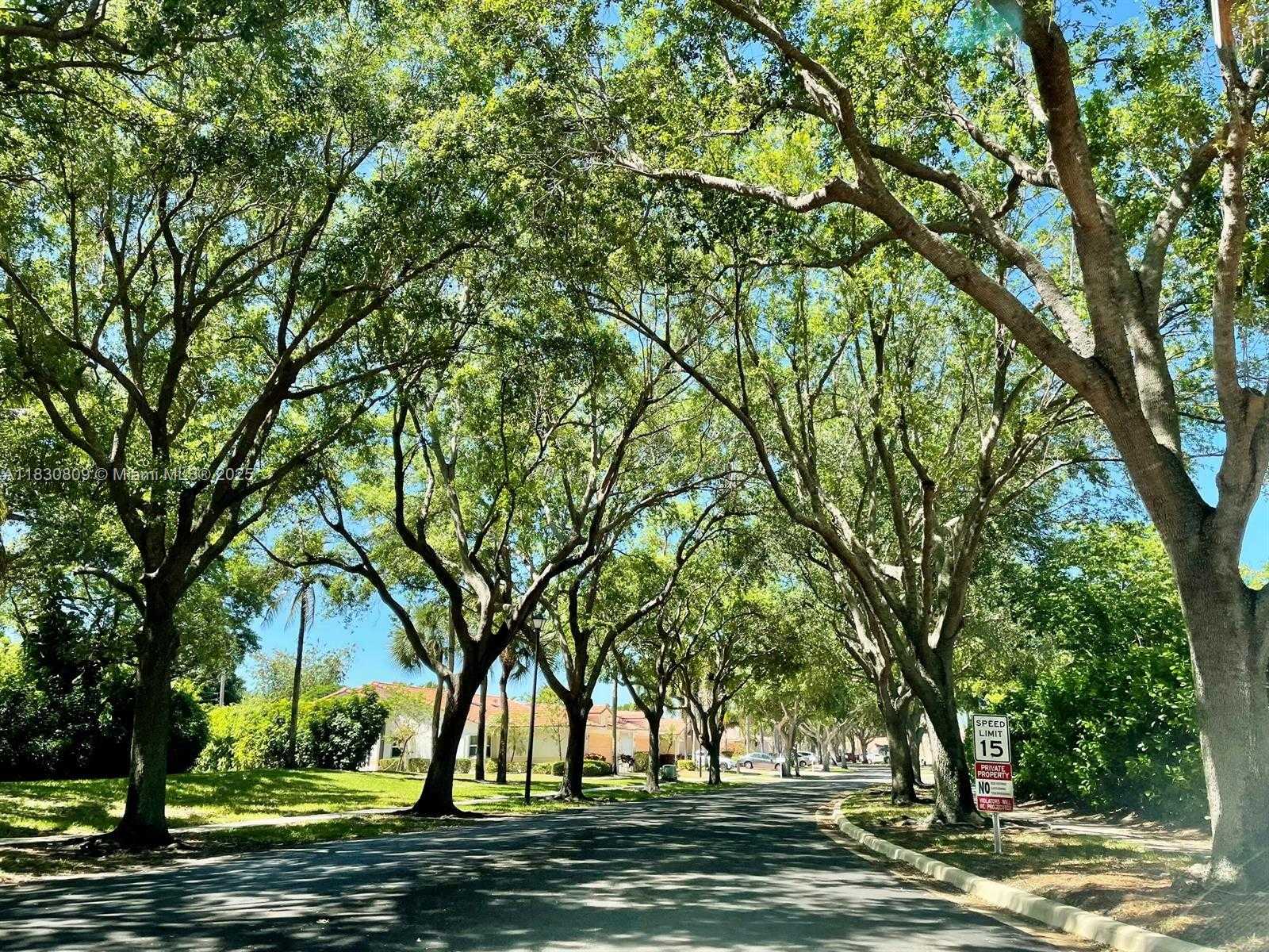 Small Image of Boynton Beach Number 22